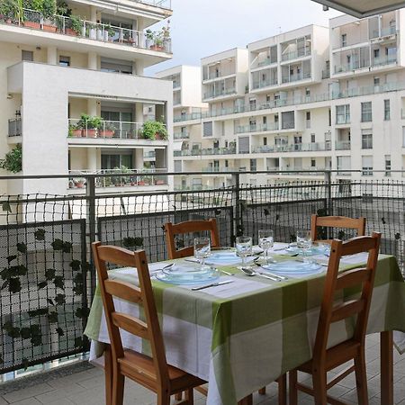 Urban Balcony Hideaway - 3 People Apartment Milan Luaran gambar