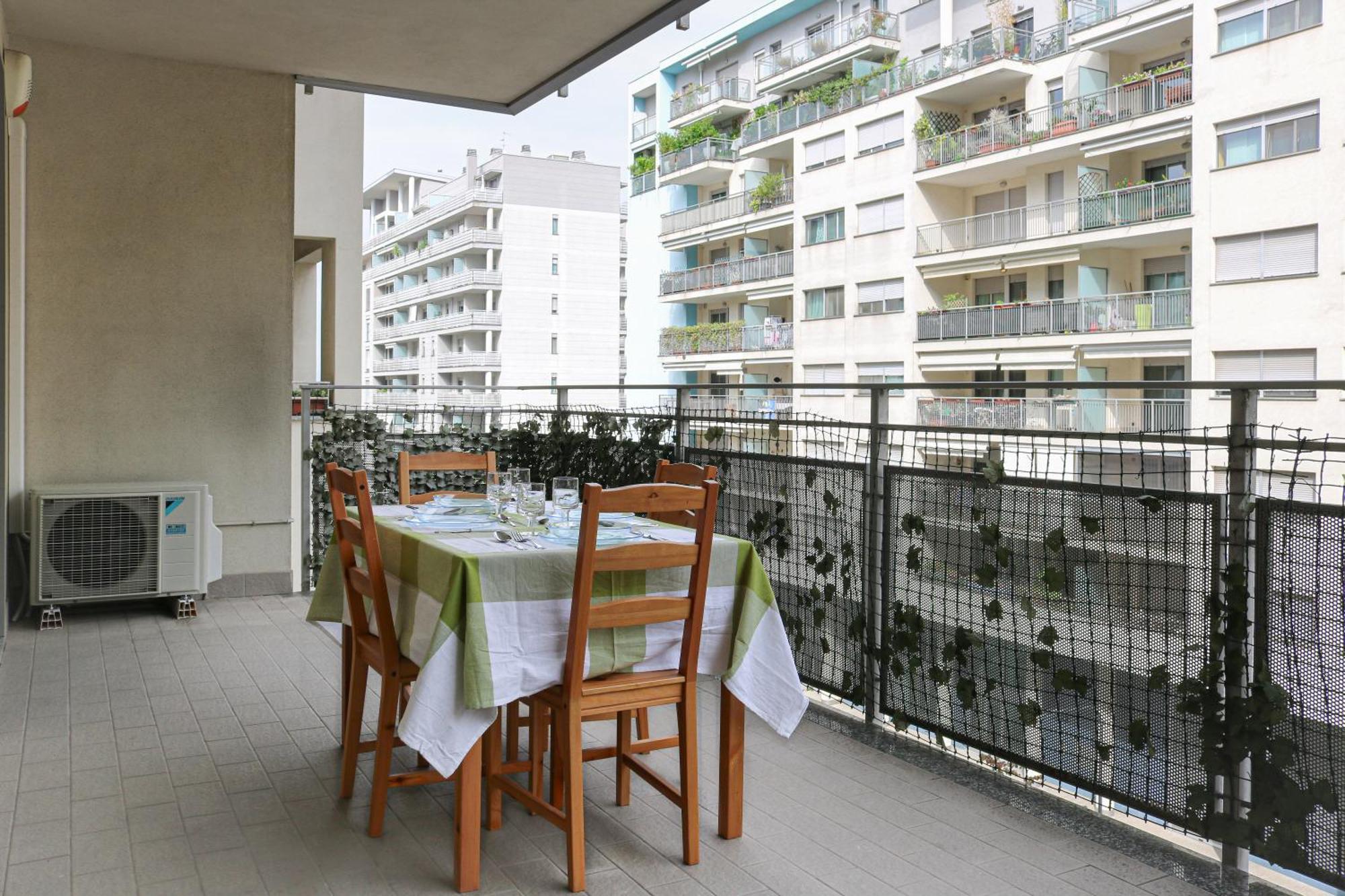 Urban Balcony Hideaway - 3 People Apartment Milan Luaran gambar