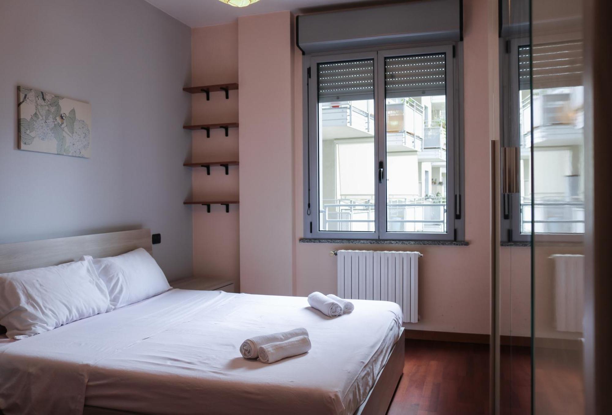 Urban Balcony Hideaway - 3 People Apartment Milan Luaran gambar